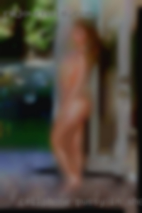 cellphone pussy in show me middle age women swingers in action