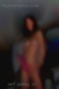 wet pussy in Maryland